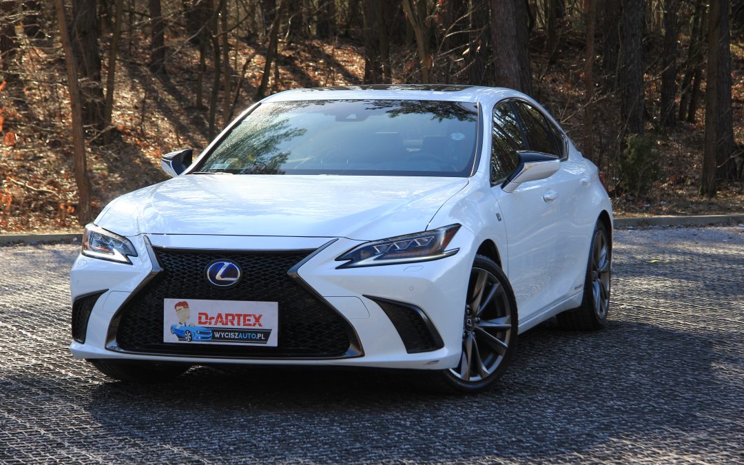 Lexus ES300 H Kompleksowe Wyciszenie Samochodu